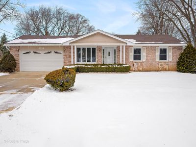 322 68th St, Darien, IL, 60561