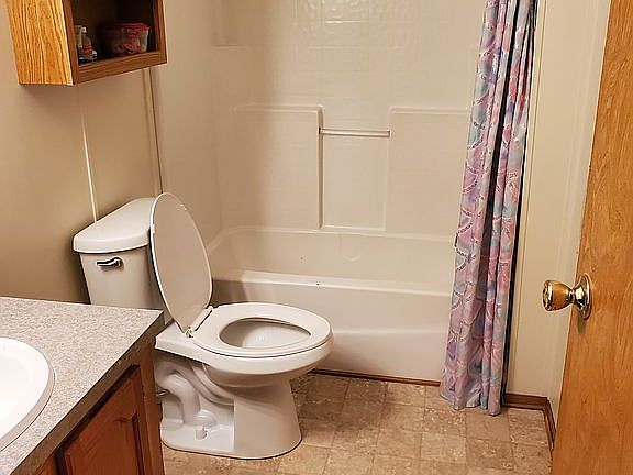 3rd image of 11372 N Lake Dr