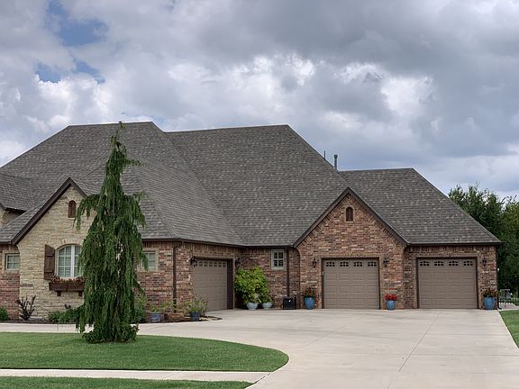 Only Two Garages Face Sreet