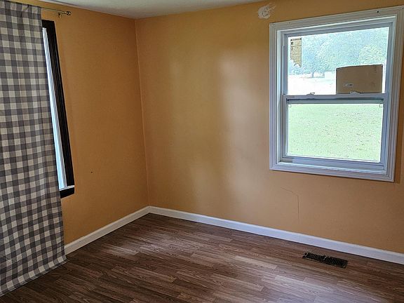 5th image of 481 Lake Joy Rd