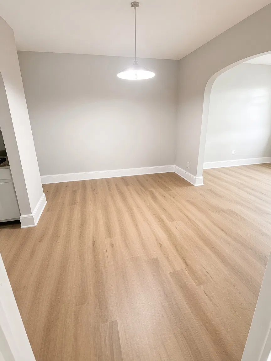 2 bed, $1,300 — Photo 3