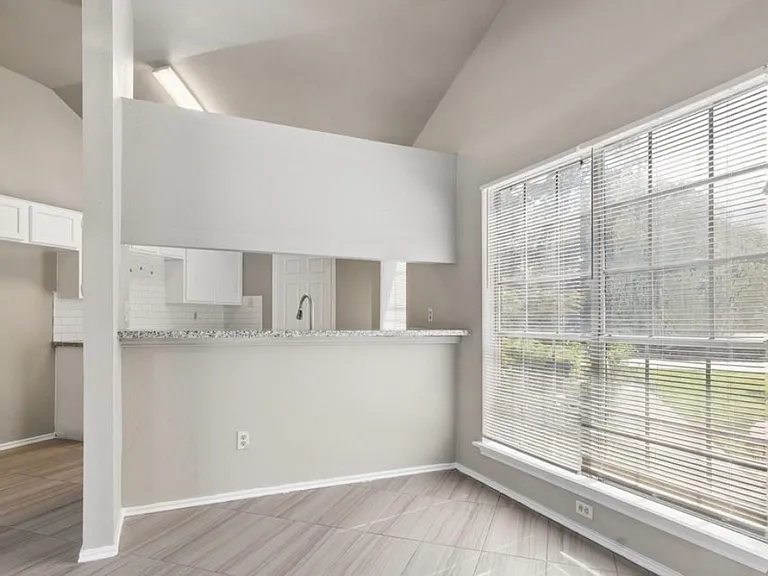 22131 Bridgebrook Dr — Photo 8
