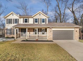 36 Deauville Ct, Lake Saint Louis, MO 63367