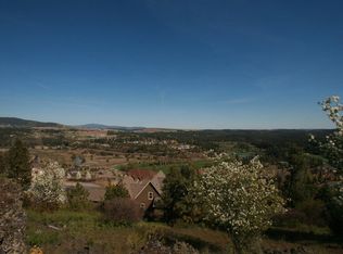 1302 E Quail Creek Ln, Spokane, WA 99224