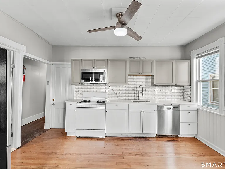 394 Gregory St #2 — Photo 5