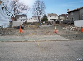 59 Center Ct, Garfield, NJ 07026