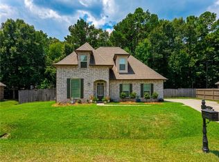 832 Lee Dr, Ponchatoula, LA 70454