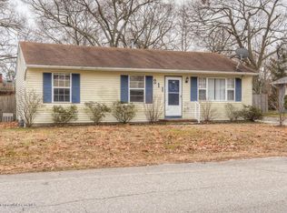 211 Chestnut Dr, Lanoka Harbor, NJ