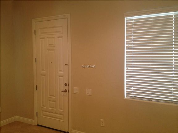 4th image of 3921 Cackling Goose Dr #0