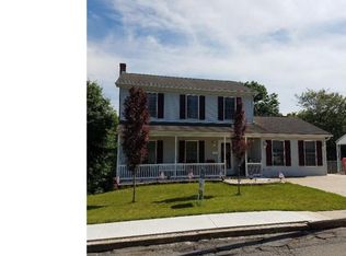 1335 Mount Hope Ave, Pottsville, PA 17901