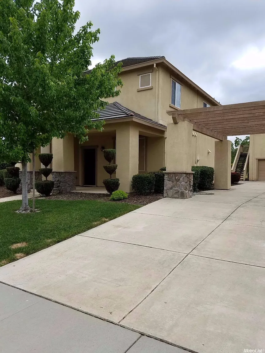 9451 Rush Creek Ct photo 1