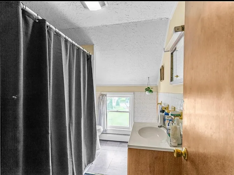 24-26 Shea Ln #24B — Photo 3