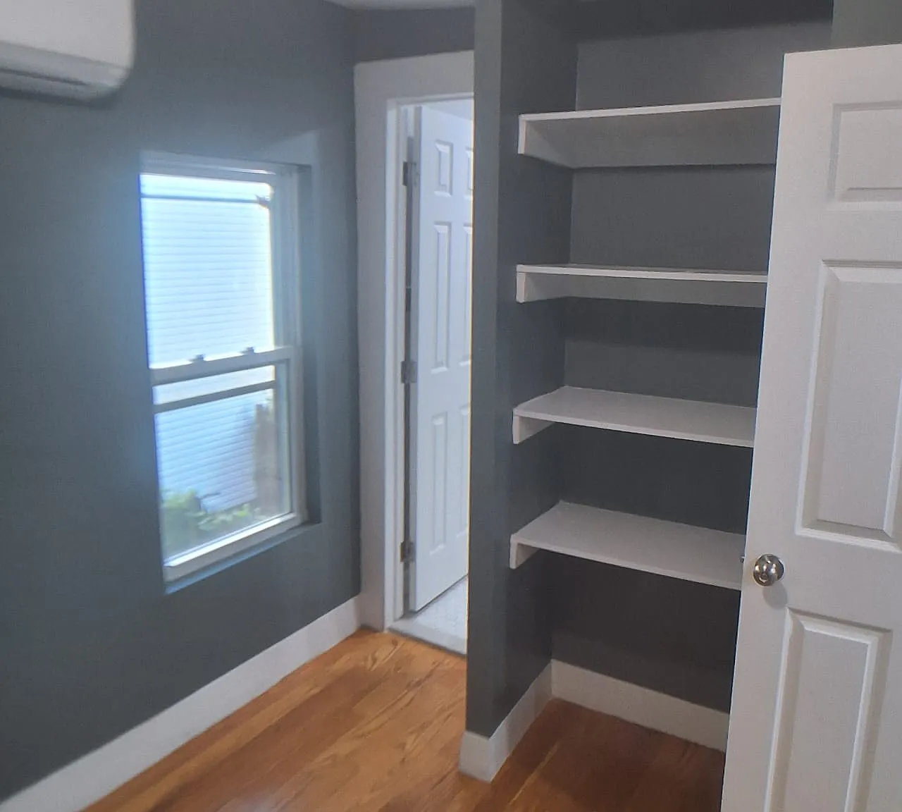 2 bed, 880 sqft, $1,800 — Photo 4