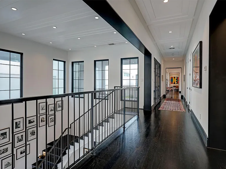 2521 Westgate Dr — Photo 14