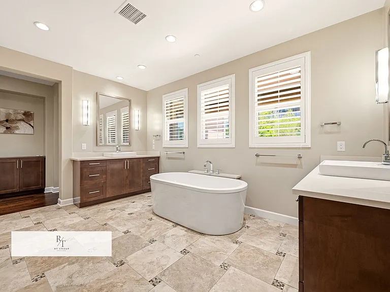 540 N Bardsdale Pl — Photo 31