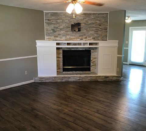 4th image of 105 W Alicia St