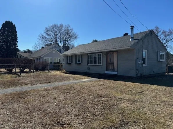 16 Vladish Ave, Turners Falls, MA 01376