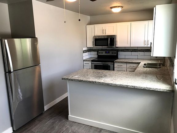 3rd image of 1134 E 500 S APT 4