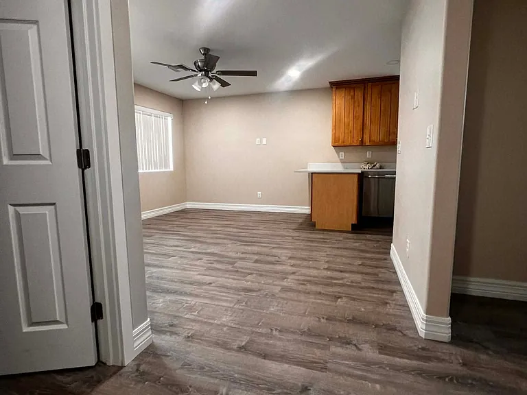 396 Riverfront Dr — Photo 124