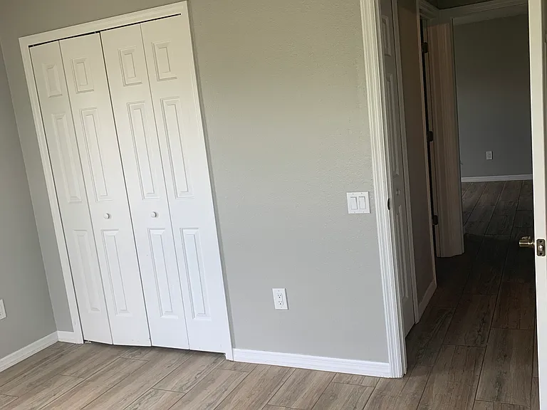 3401 Gussie St — Photo 10