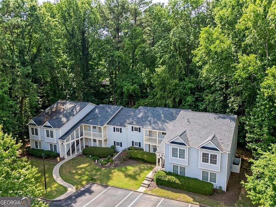 1st image of 36 Doranne Ct SE