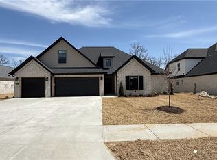 1292 Carrara St, Springdale, AR 72762