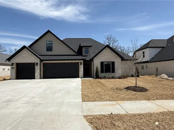 1292 Carrara St, Springdale, AR 72762