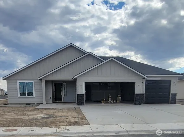 1196 8th Avenue NE, Ephrata, WA 98823