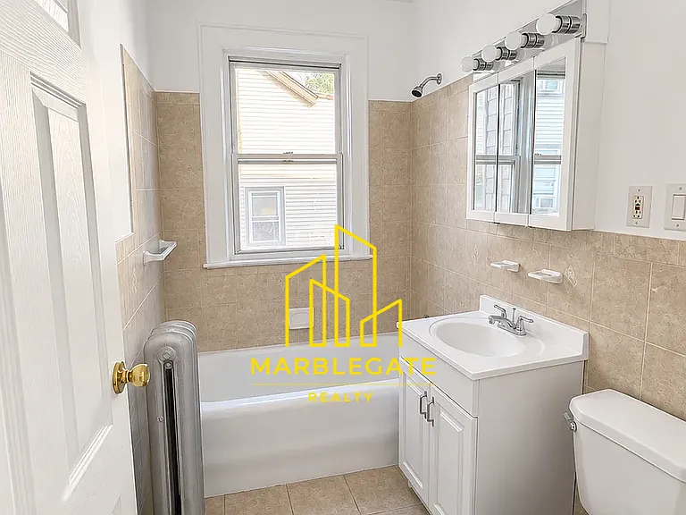 192 Shephard Ave #22 — Photo 7