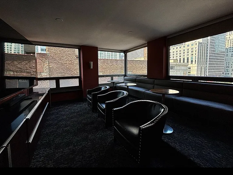 440 N Wabash Ave #910 — Photo 10