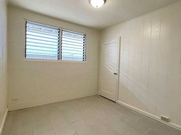 5th image of 2933 Winam Ave APT C
