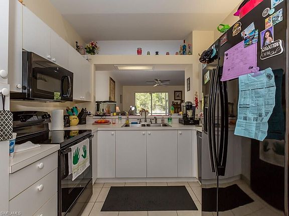 4th image of 365 Robin Hood Cir Unit 102
