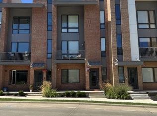 1230 W 73rd St, Cleveland, OH 44102