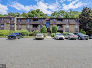 532 Woodmill Dr, Cranbury, NJ 08512