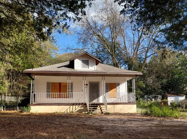 1322 Triple Hill Dr, Macon, GA 31206