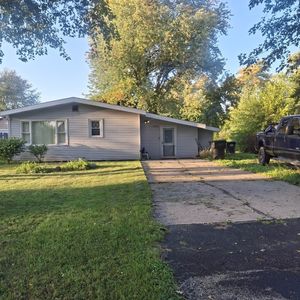 2002 Burr Oak Ln, Lindenhurst, IL, 60046