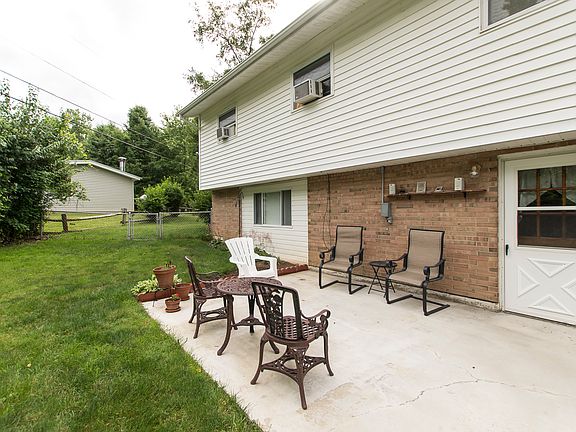5th image of 101 Upper Hillside Dr