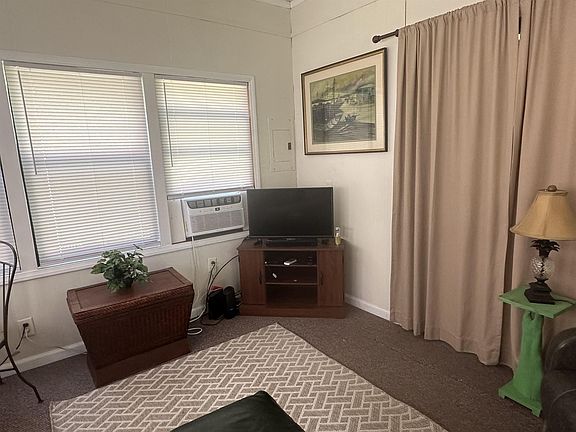 3rd image of 114 Spearhead Dr #109