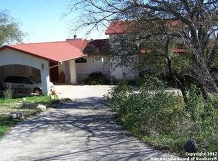 11011 Bar X Trl, Helotes, TX 78023