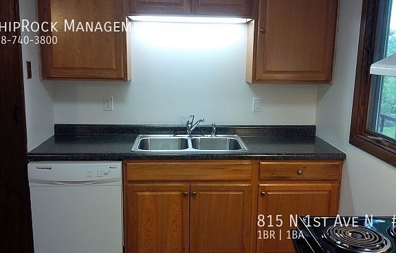 3rd image of 815 N 1st Ave #2