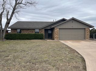6518 SW Lynnwood Ave, Lawton, OK 73505