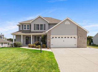 5481 Bear Creek Pass, Auburn, IN 46706