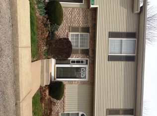 755 E Sherwood Hills Dr, Bloomington, IN 47401