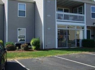 3103 Poplar Creek Dr SE UNIT 201, Kentwood, MI 49512