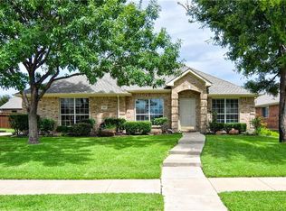 305 Royal Oak Dr, Murphy, TX 75094