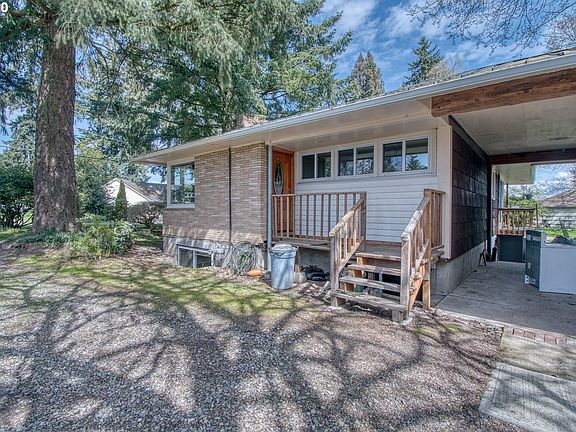 4th image of 4209 NE 82nd St