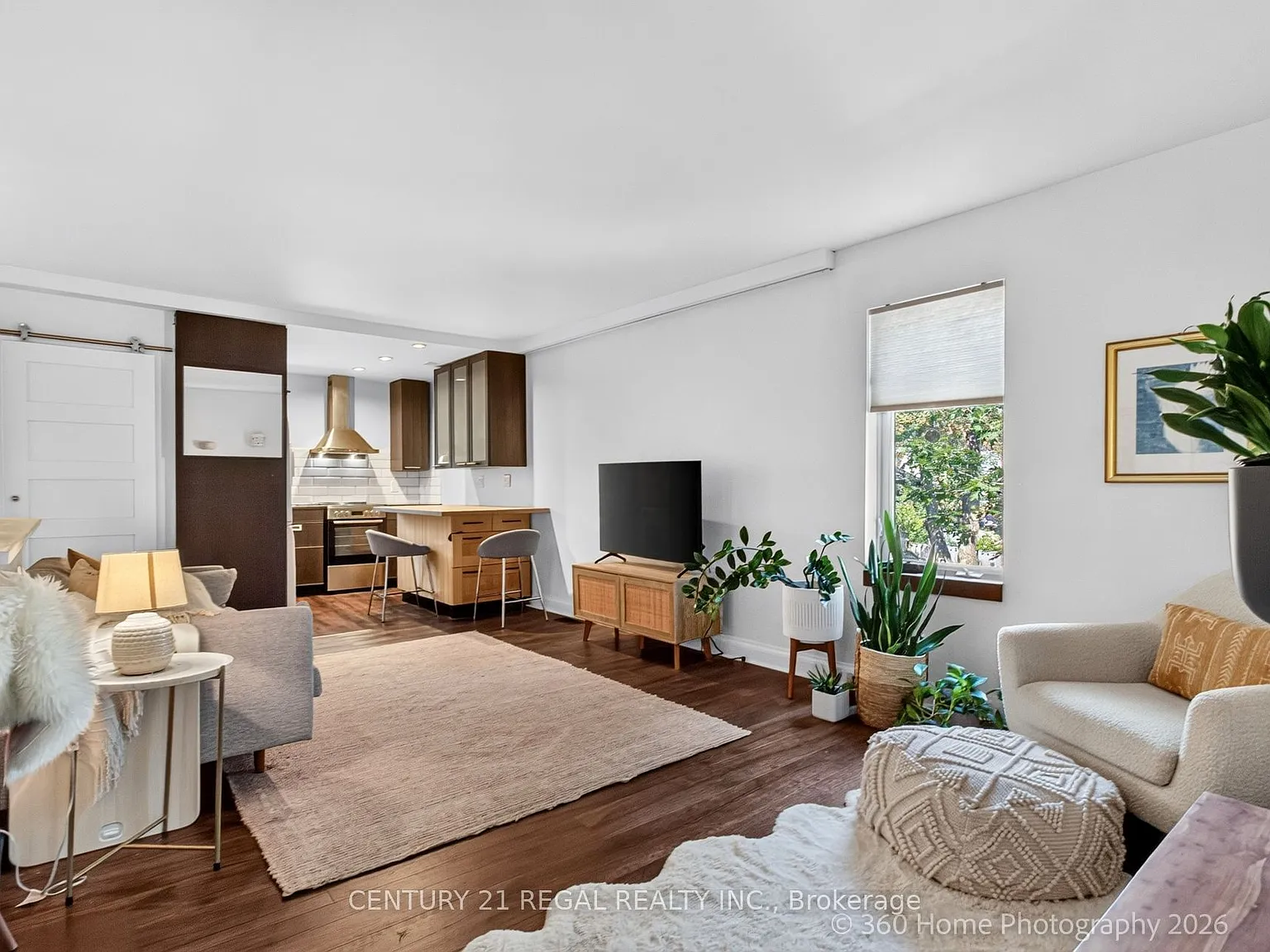 1 bed, $2,095 — Photo 2