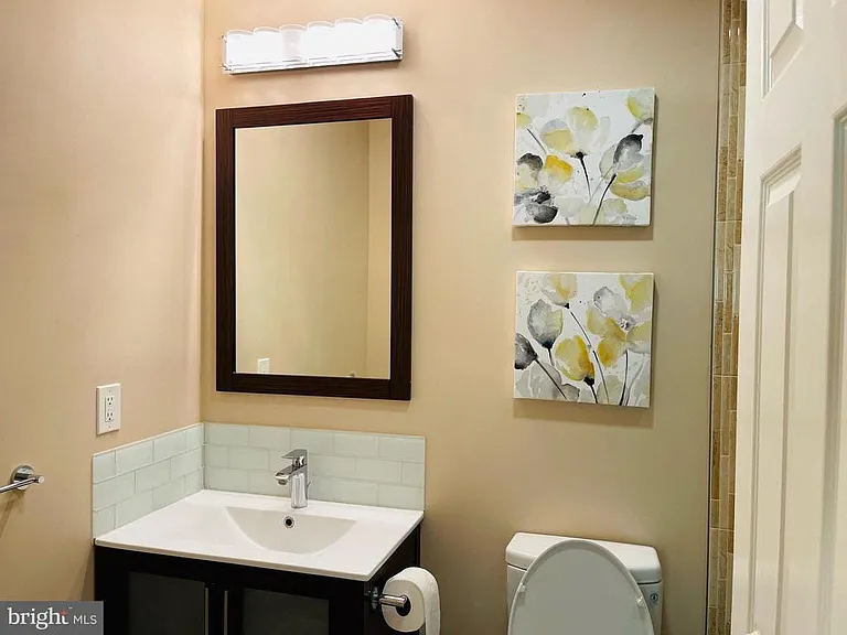1 Cromwell Ct — Photo 30