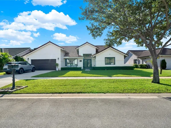 401 NW 162nd Avenue, Pembroke Pines, FL 33028