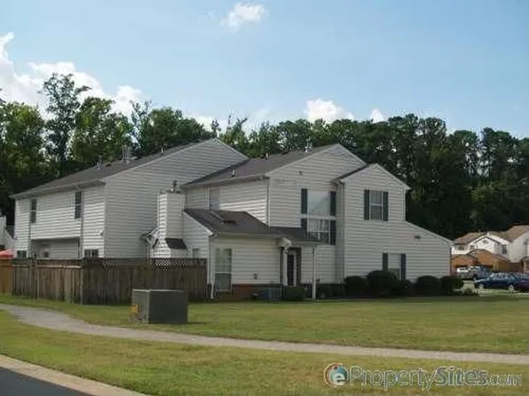 206 Chadwick Ct, Yorktown, VA 23693